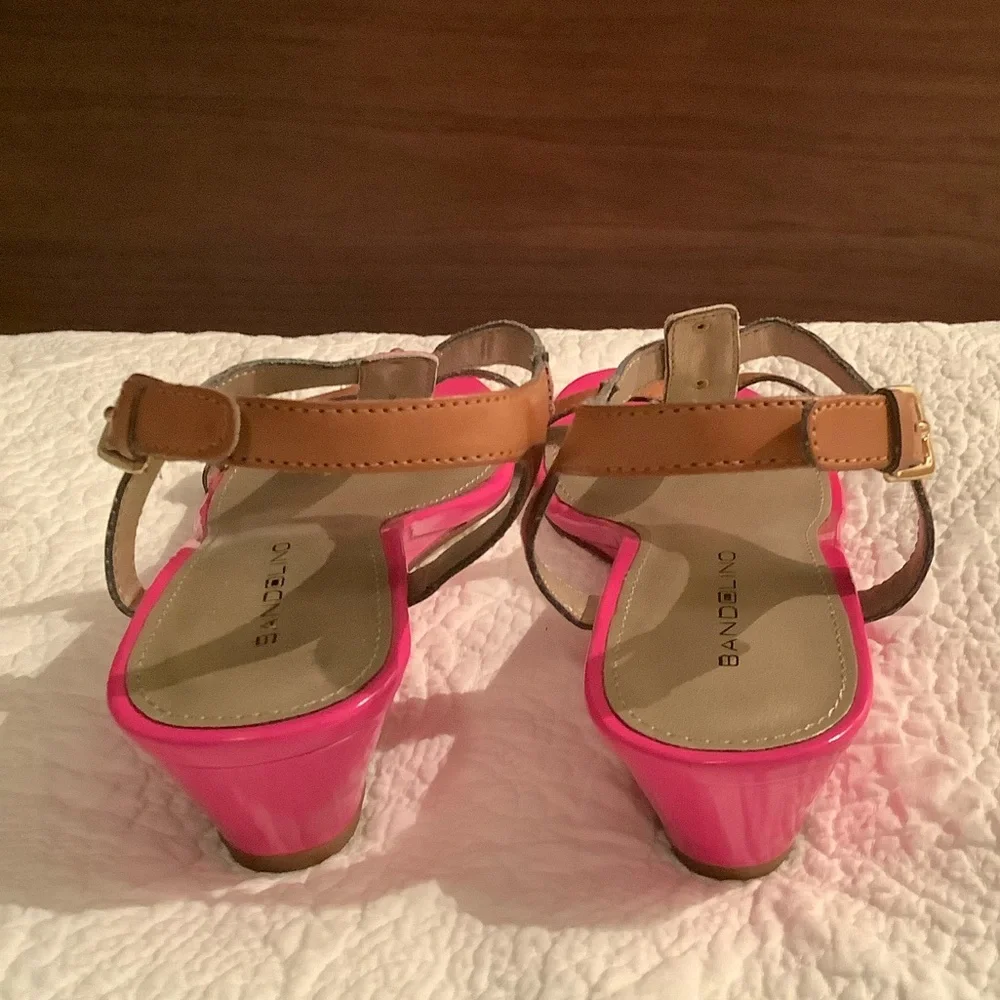 Pink and Tan Wedge Sandals Vintage Bandolino T-Strap Sandals Size 6
